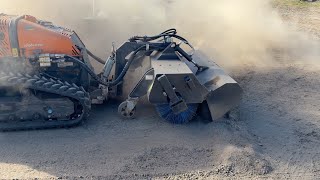Универсальная коммунальная машина Redskapsb&auml;rare Roboev med 4 redskap | Изображение 4 - Autoline