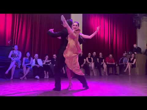 Müge Üner & Selçuk Atalay - Berlin, Milonga Latidos 4/4