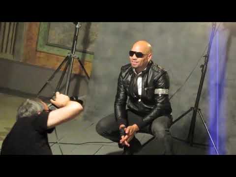 LARRICK EBANKS with photographer MANUAL OUTUMURO I Photo Shoot