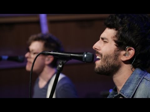 Mackintosh Braun - Never Give In (opbmusic)