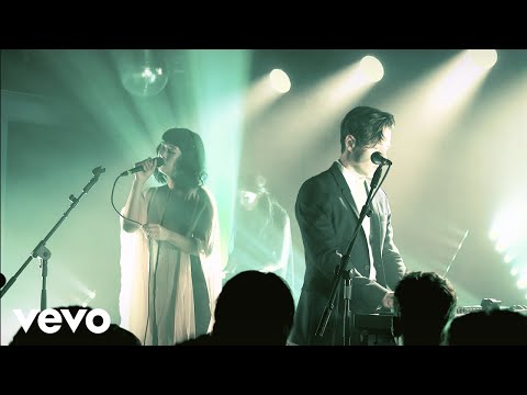 Punching in a Dream (Live at the Moroccan Lounge, Los Angeles, 2018)