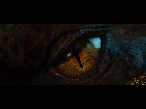 THE HOBBIT/ Smaug wakes up