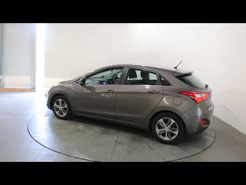 Hyundai i30 1.6 Diesel Deluxe - Image 2