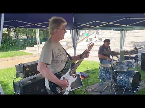 Shadows Tribute Band Atlantis zum 50. Geburtstag des Münchner Olympiadorfes