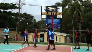 preview picture of video 'FVAC-Guárico 1er Torneo Baloncesto 1Vs1 Zaraza.wmv'