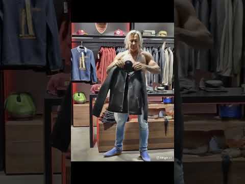 Mickey Rourke in the Dressing Room #MickeyRourke #Hollywood #DressingRoom #Style #Rebel #icon