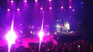 Anderson .Paak Performs "Heart Don't Stand a Chance" at 2017 House of Blues Anaheim Show