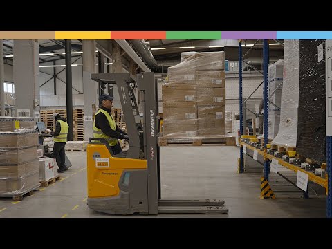 Einblick ins Warenlager: Der Wareneingang