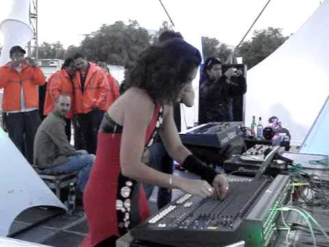 Sirius Isness @ Atmosphere V