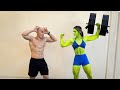 She-Hulk Showed Crazy Strength at the Gym!!