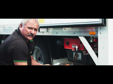 Operating the Tail Lift