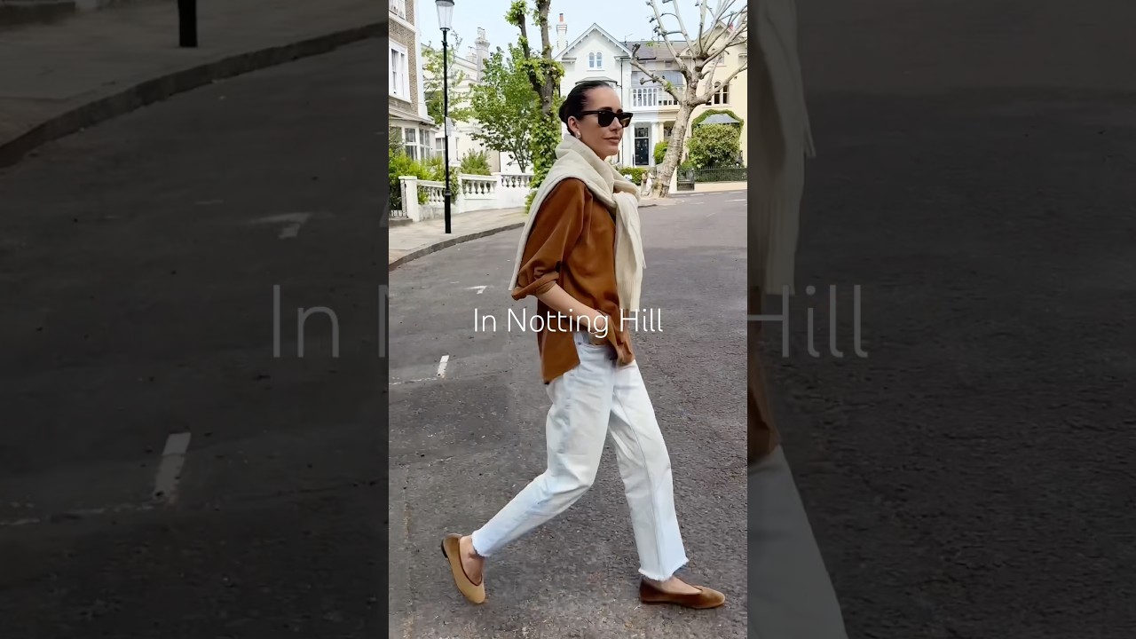 The kind of perfect sunny day in Notting Hill, that makes you want to immediately watch Notting Hill