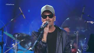 Sérgio Britto canta "Epitáfio" no Altas Horas