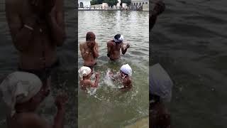 preview picture of video 'Reehan in haripura gurudwara sahib 2017'