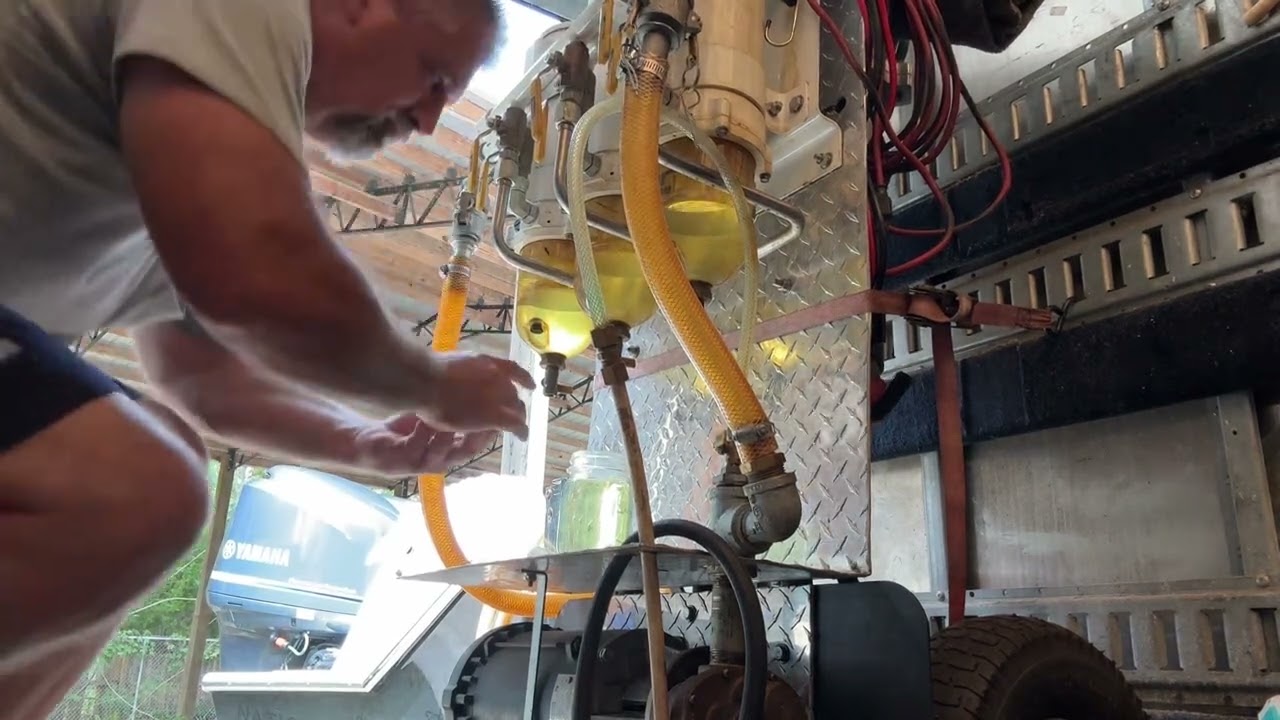 Fuel polishing tank cleaning 