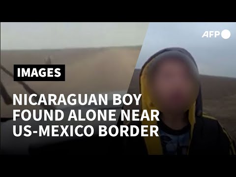 Chi è il bambino abbandonato al confine tra Usa e Messico
