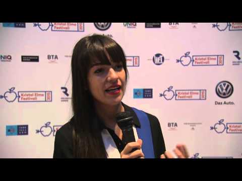 Jessica Walsh: İşin yarısı yapmak diğer yarısı satmak