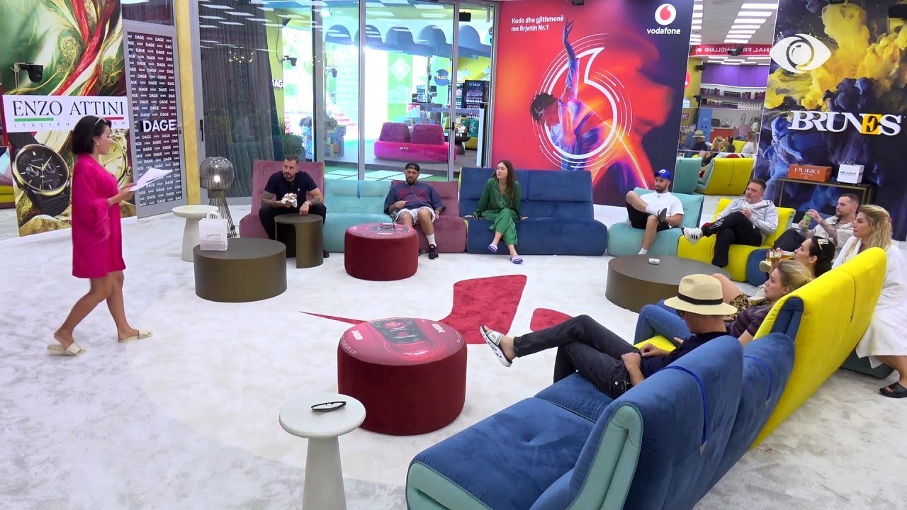 Zarf i bardhë/ Ilumina Pharma i dhuron banorëve kremra dielli