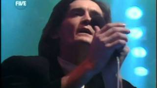 Feargal Sharkey - A Good Heart @ TOTP 25-12-1985