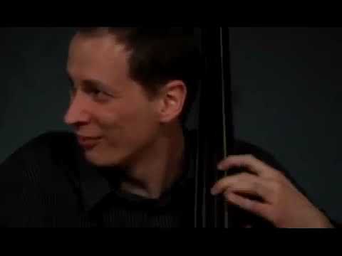 Lionel Loueke Trio - Rhythm Changes