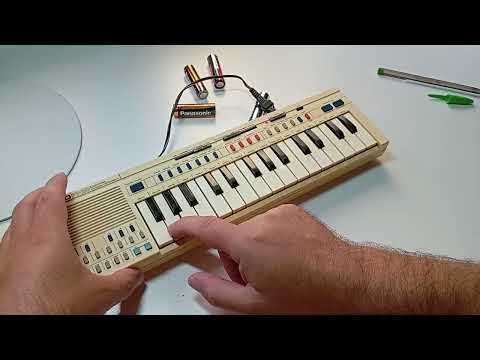 Casio PT-20 29-Key Mini Synthesizer 1980s - White image 6