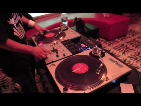 DJ DOOM DECA - PRUEBAS EN KINO ROOM