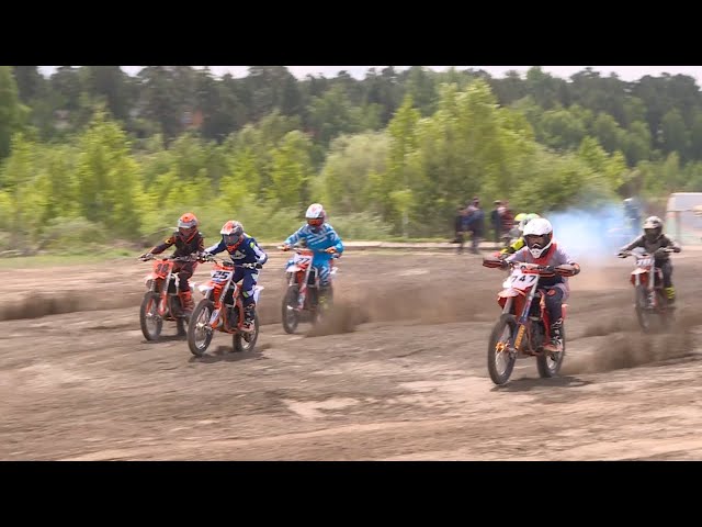 Всероссийские соревнования по мотокроссу прошли в Ангарске