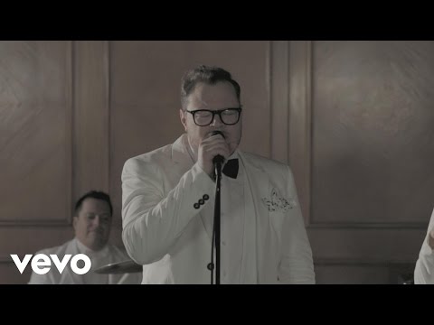 Leonel García - No Sé Con Quién ft. Jesús Navarro, Reik