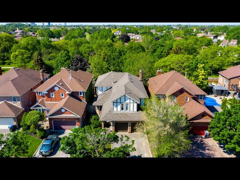 3 Lord Simcoe Drive, Brampton Home for Sale - Real Estate Properties for Sale