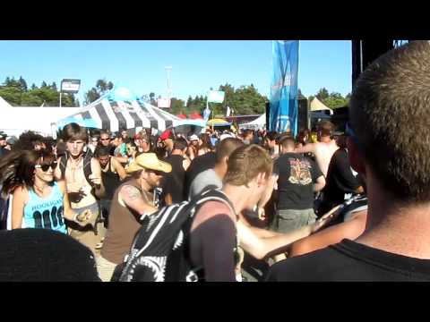 The Exposed - circle pit2 live @ Warped Tour 2011 Mountain View (band member in middle of pit)