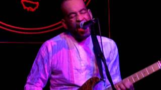 "The Time Has Come "  Skip McDonald Live  !! Little Axe  5