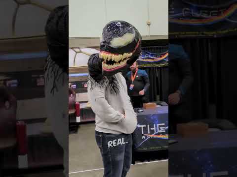 The best Halloween costume 🎃 (via: janamonji and luis_spiderknight)