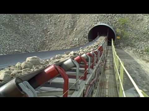 Surge pile conveyor feeding dry plant at Marblehead Quarry
