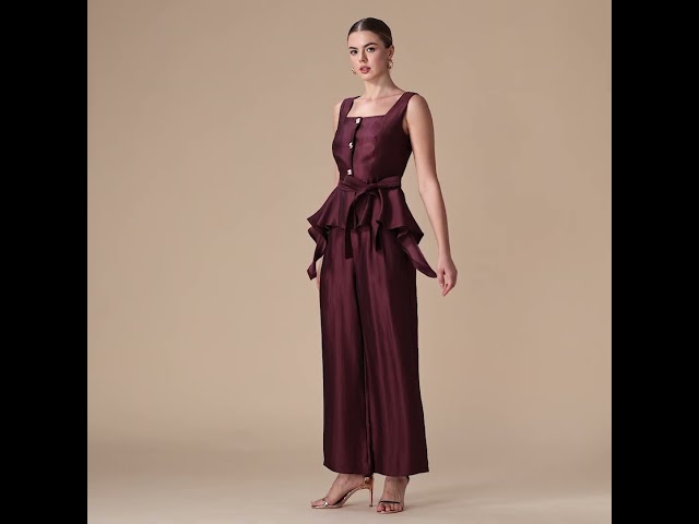 طقم برغندي قطعتين توب بدون اكمام ببلوم