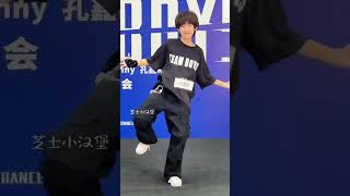 Download lagu Hard Dance by Korean boy on montagem nada tropica #Montagemnadatropica #Dance #koreanboyband mp3