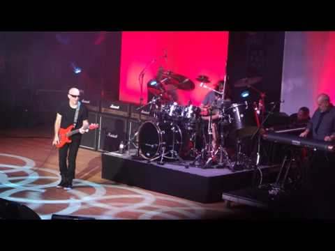 Joe Satriani The Shockwave UK Tour 2015 (Portsmouth, UK)