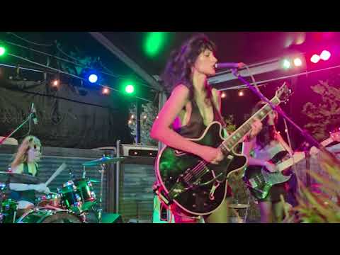 L.A. Witch at Hotel Vegas