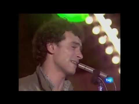 Pino D'Angio' - Me Ne Frego Di Te (Live 1983)