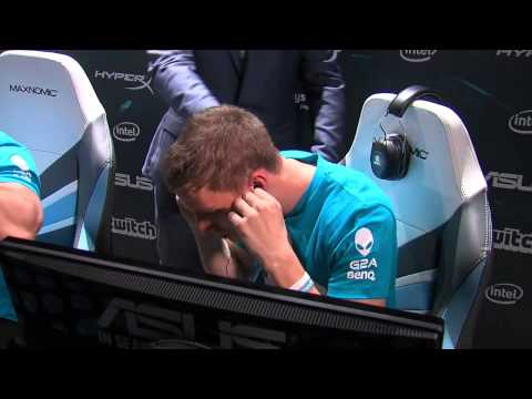 The infamous fist-five by Sean Gares & Freakazoid