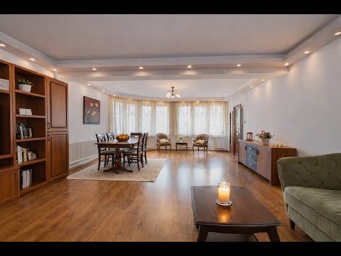 Vila de prestigiu, Tractorul, Coresi, teren 700mp, 2 corpuri, 8 parcari, potential exceptional: FILM — Video