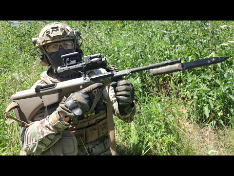 Steyr AUG- Better than AR 15?