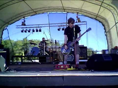 18 Rabbit Live at Minnedosa Rockfest 2011