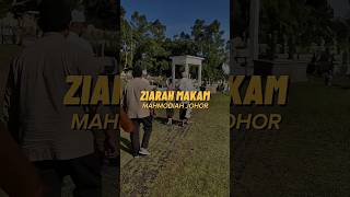 Download lagu MENZIARAHI MAKAM DI KAMPUNG MAHMODIAH JOHOR #yayasanaljenderami#ziarahmakam#ulamatanahair mp3 Download lagu MENZIARAHI MAKAM DI KAMPUNG MAHMODIAH JOHOR #yayasanaljenderami#ziarahmakam#ulamatanahair mp3