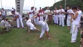 preview picture of video 'Capoeira em Balneário Camboriú (01/02)  Mestre Marcelo'