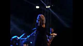 Νατάσσα Μποφίλιου 77η ΔΕΘ I&#39;ve seen that face before lyrics