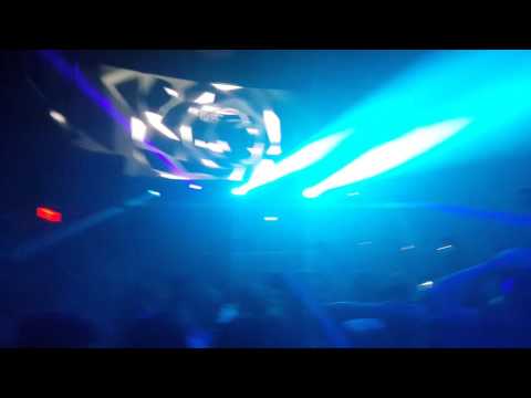 Markus schulz and ferry corsten at omnia SD.  Rank 1 vs M.I.K.E.  - zenith