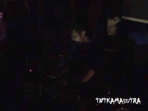 TNTKAMASUTRA 080309 LIVE 9 IN CHIUSURA CRIS DJ SPACCAAAA!!!!