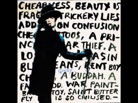 Videoclip de Genocide Peroxide — Boy George
