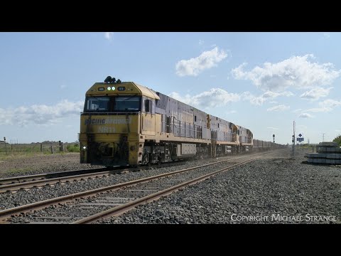 Pacific National 4PM4 Steel Wagons & Shipping Containers (2/10/2022) - PoathTV Australian Railway