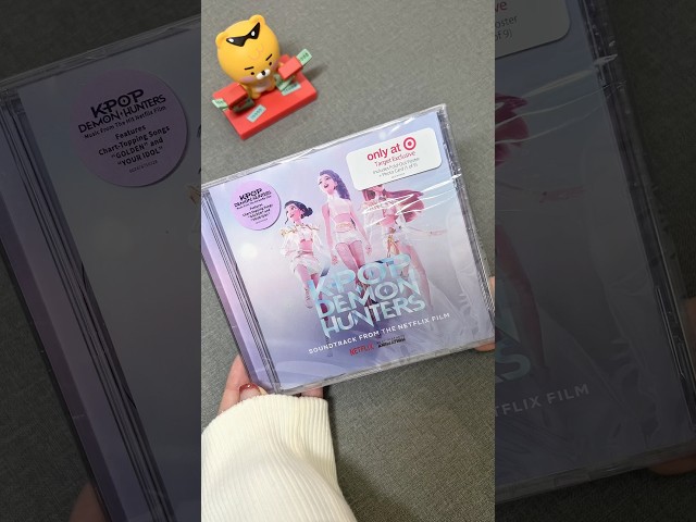 Vídeo relacionado con KPop Demon Hunters - CD (Edición Exclusiva Aniversario)